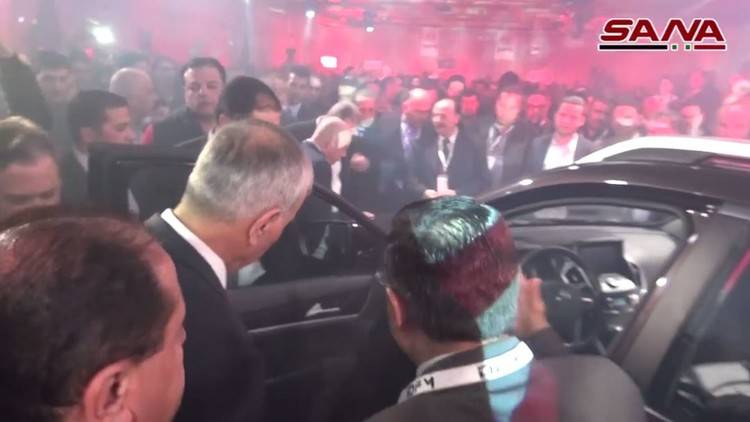 بالفيديو.. العرض الأول لسيارتين سوريتين جديدتين