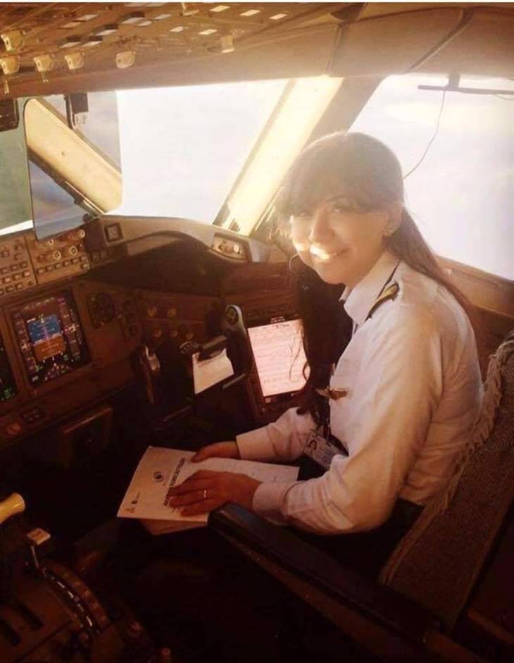 ماجدة مالك.. أول مصرية تقود طائرات بوينغ 777 العملاقة