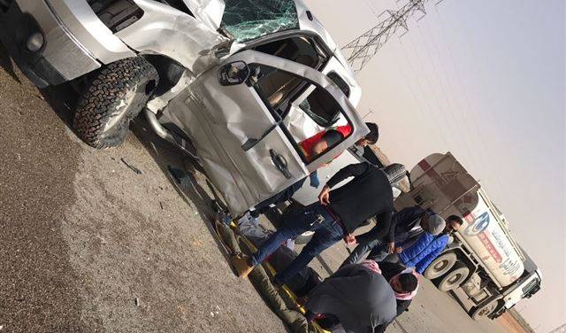 شاهد.. سائق شاحنة متهور يتسبب بحادث أليم