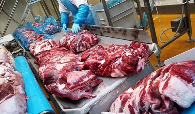 قريبا.. لحوم مصنعة تنتج في المختبرات