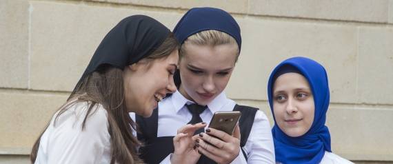 أصبحوا أكثر تسامحاً مع المسلمين.. كيف؟
