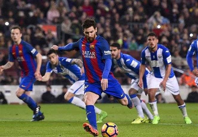 مباراة ليجانيس تشهد واقعة هي الأولى في تاريخ برشلونة