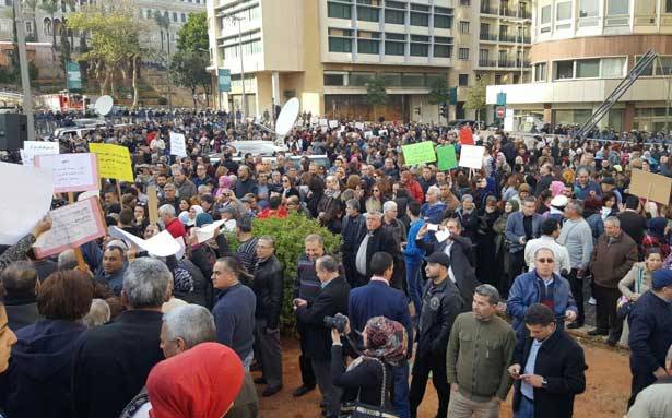 «هيئة التنسيق» تقرع طبول سلسلة الرواتب مُجدّداً في الشارع
إضراب شبه شامل في قطاع التعليم الرسمي والخاص في المناطق
مجلس الوزراء تابع مُناقشة الموازنة : بعد 12 سنة لن تكون دفتر حسبة