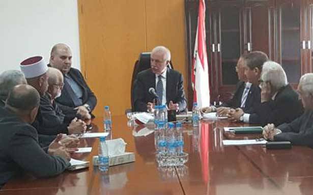 اطّلع على مشاكل المزارعين بسبب «الإغراق»
زعيتر تابع ملف دعم الصادرات الزراعيّة
