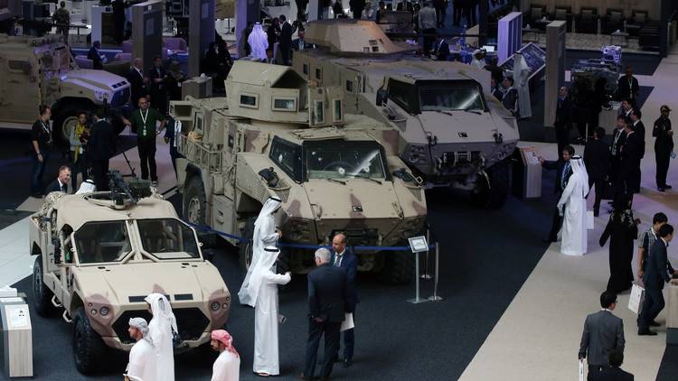 القوات الإماراتية تبرم 90 صفقة بمبلغ أكثر من 5 مليارات دولار