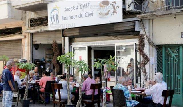 ادعى ان الاب مجدي ارسله.. وسرق "سعادة السماء"