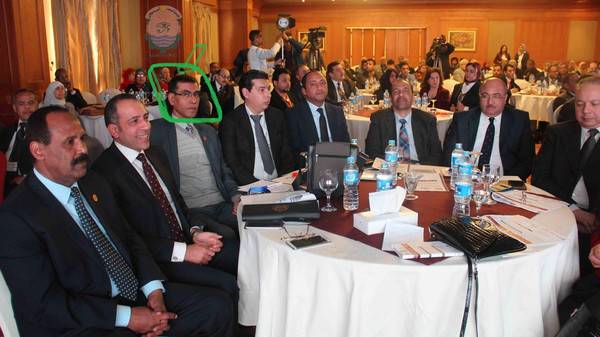 مستشار السيسي المزيف انتحل مناصباً رفيعة... كيف خدع الجميع؟