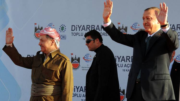 أردوغان وبارزاني يبحثان عملية تحرير الموصل