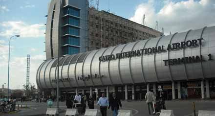 مصر تمنع دخول مسؤول فلسطيني كبير لأراضيها.. وترحله