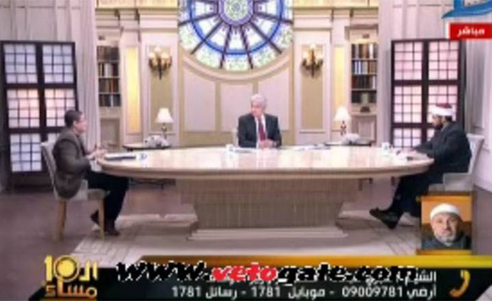 بالفيديو: ضيف يحرج إعلامياً على الهواء :"عايز اروح الحمام".. شاهدوا ردة فعله!