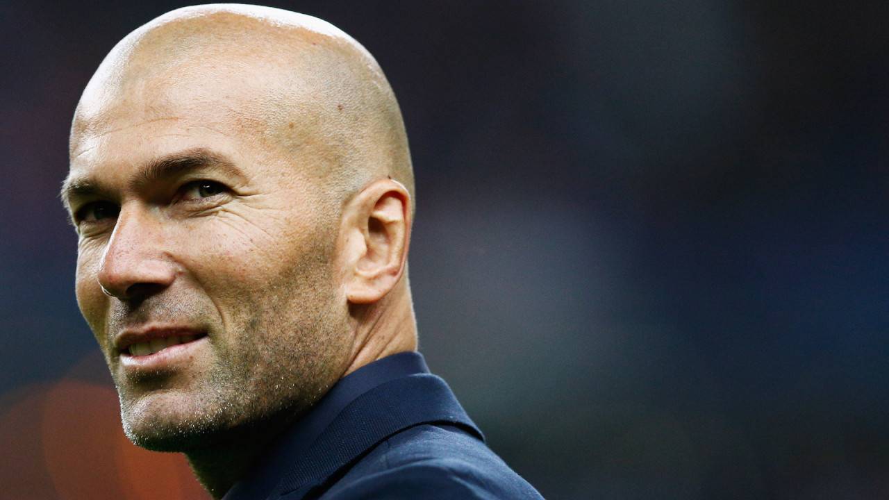 رئيس ريال مدريد يحذر زيدان!