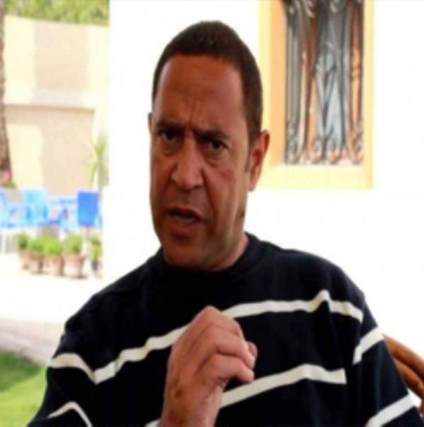 أشرف عبد الباقي يتعرض لعملية إحتيال!