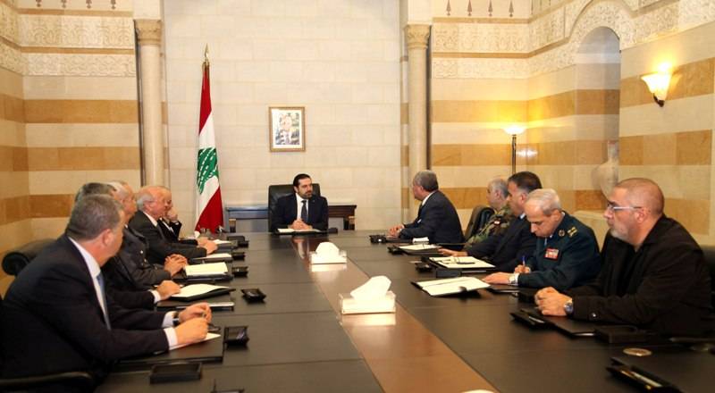 الحريري ترأس اجتماعا امنيا في السراي لدرس الوضع في عين الحلوة
