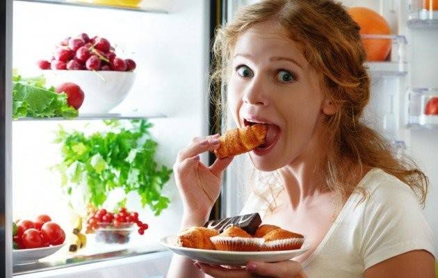 احذروا.. 5 آثار سلبية لتناول الطعام من دون مضغ!
