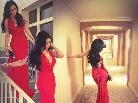 بالصورة: هيفاء وهبي برفقة رجل..فمن هو؟