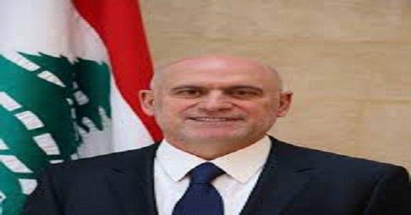 لقاء جانبي بين الرياشي وفنيانوس على هامش مجلس الوزراء