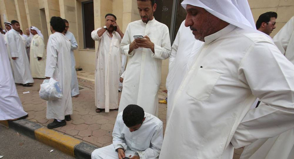 خليجي يفاجئ كويتية بطلب غريب بعدما أصلح سيارتها
