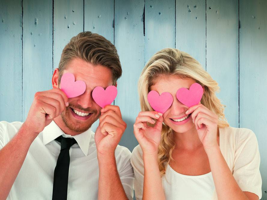 10 مؤشرات تدل أنكِ وقعتِ في حب حقيقي