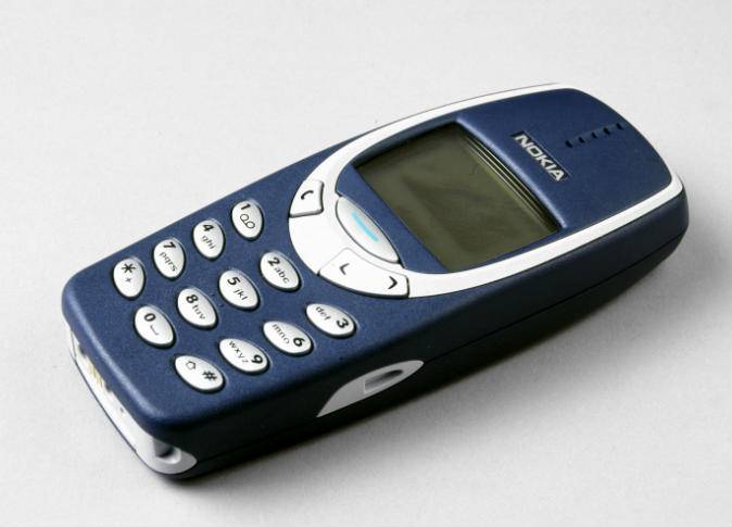 هاتف 3310 بـ 3000 دولار!!