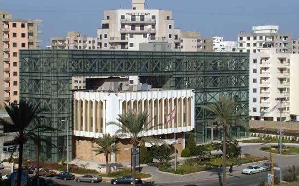 غرفة طرابلس تعمل على سلة متكاملة من الاهداف :
تجديد بنية المرفأ ودعم المنطقة الاقتصادية الخاصة
والعمل على تطويل بنية معرض رشيد كرامي الدولي