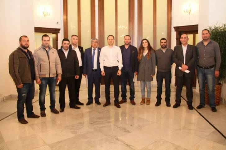 سامي الجميل يستقبل وفداً من الجنوب لبحث موضوع المبعدين الى اسرائيل