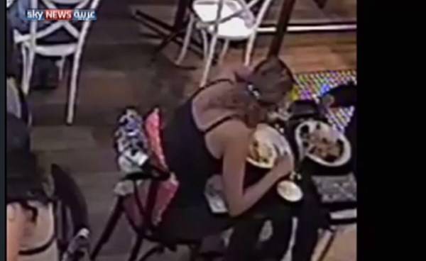 بالفيديو حيلة فاشلة بأسلوب مقزز للتهرب من فاتورة مطعم