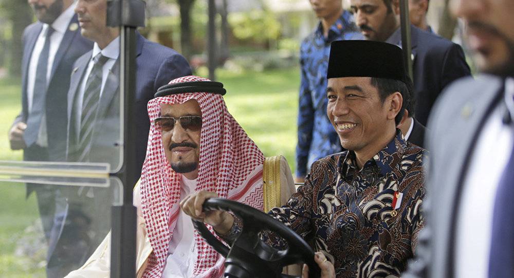 "بالي": هذه أسباب ترك تماثيلنا عارية أمام ملك السعودية