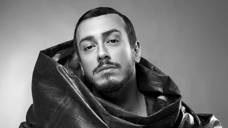 ماذا حصل في 5 ساعات قضاها سعد لمجرد مع الفتاة الفرنسية!
