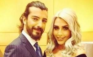 بالفيديو.. ليلى اسكندر تثير ضجة كبيرة بحديثها عن العلاقة الزوجية على الهواء .. وهذا ردّ فعل زوجها !