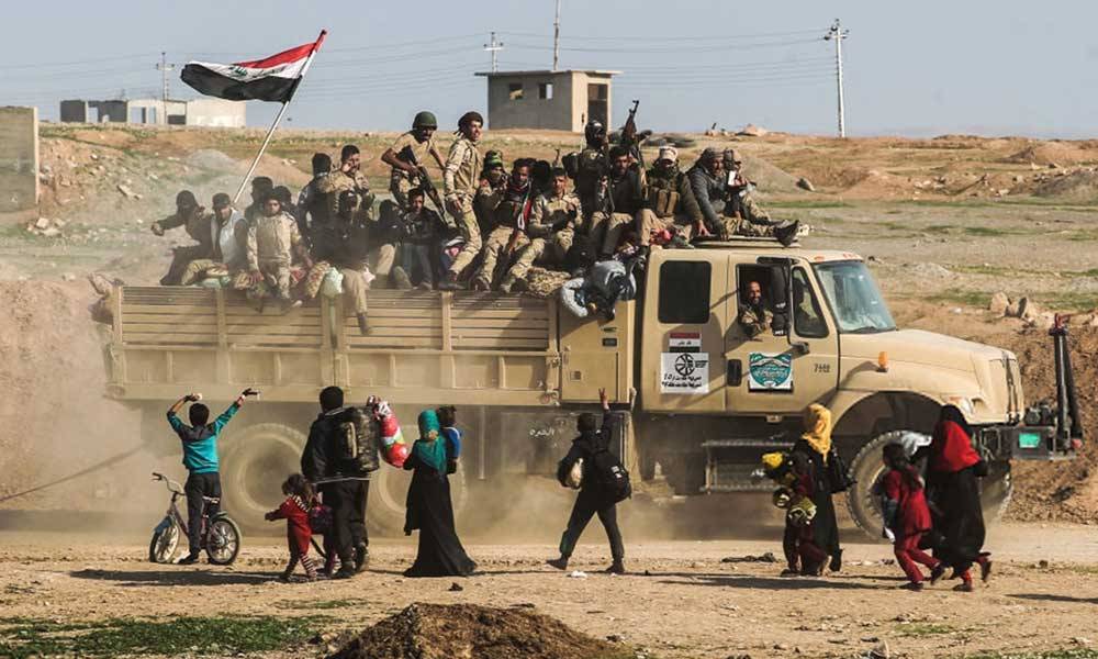 مسؤول اميركي : البغدادي غادر الموصل
رفع العلم العراقي في احياء جديدة