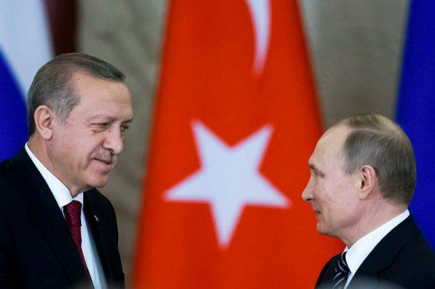 أردوغان يتوقع رفع العقوبات الروسية على تركيا بالكامل
