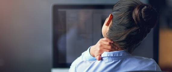 هذه العادات تتسبَّب في ظهور الشيب وتجاعيد الوجه مبكراً!!