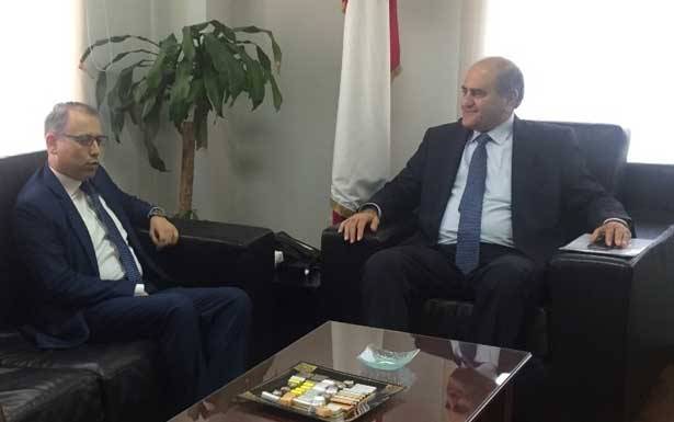 عرض العلاقات مع سفير مصر
الخطيب تابع شكاوى بلديّات الكورة
من شركات الترابة و«الإترنيت»