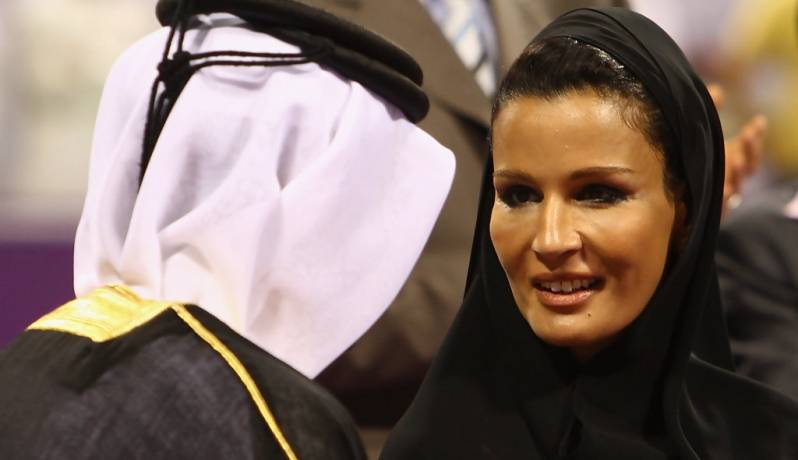 قطر قدمت مركزا للاخوان المسلمين مع اذاعتين و300 مليون دولار ضد مصر