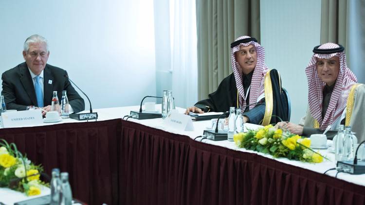 وزير الخارجية الأمريكي يلتقي مع نظرائه السعودي والتونسي واليوناني