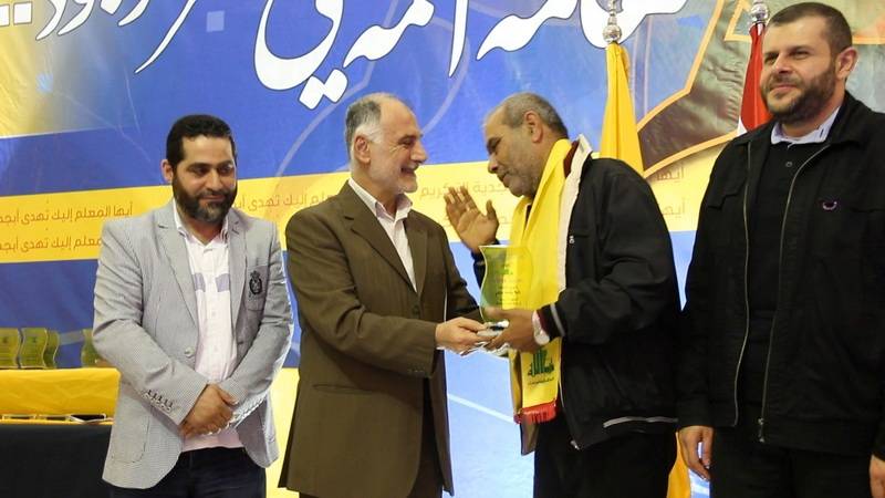 فنيش في تكريم معلمين متقاعدين: لتسريع الاتفاق على قانون انتخاب يصحح التمثيل