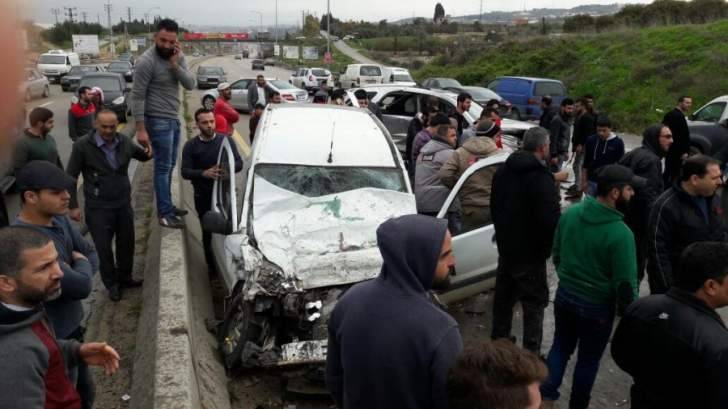جرحى في حادث سير مروع على طريق عام الزهراني