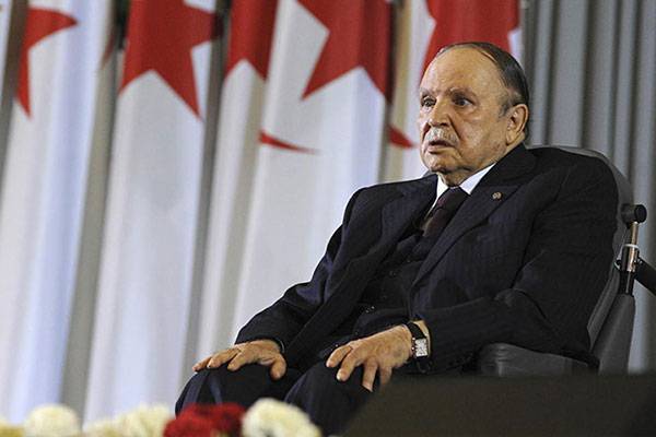 شاهد.. تطورات الحالة الصحية للرئيس "بوتفليفة"