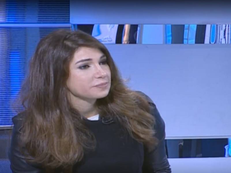"فقعت" بـ"نهاركم سعيد".. هذا ما جرى بوجود ديما صادق!