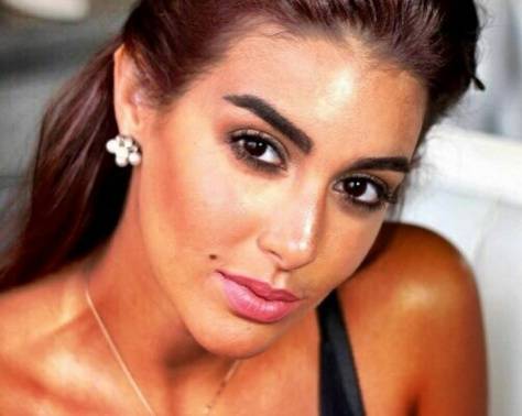 بالفيديو - ياسمين صبري تمارس الرياضة على الهواء.. وهكذا ردّت على الاسئلة!