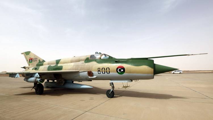 تحطم طائرة "ميغ 21" ليبية في بنغازي