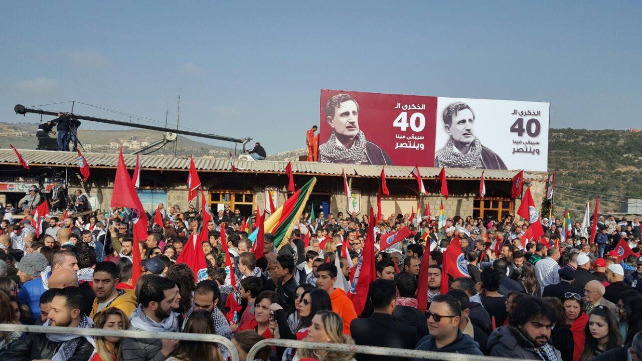 بالفيديو... جنبلاط يوشح تيمور كوفية الزعامة الجنبلاطية