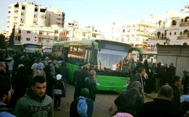 خروج الدفعة الاولى من مسلحي الوعر