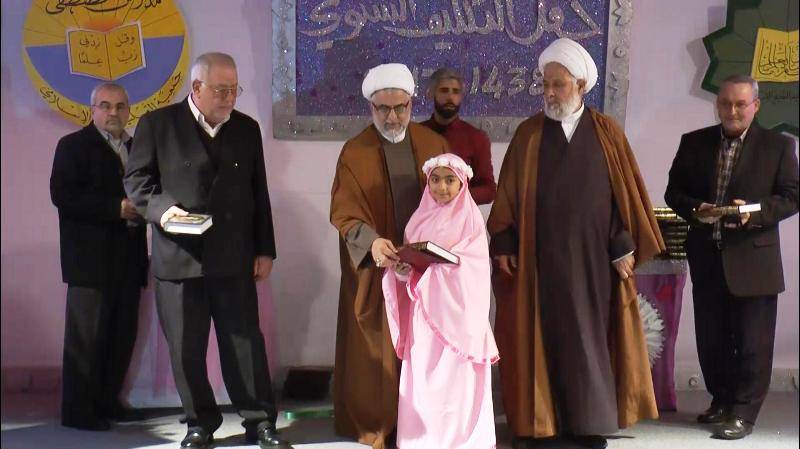 ثانوية المصطفى في صور كرّمت فتيات بلغن سن التكليف