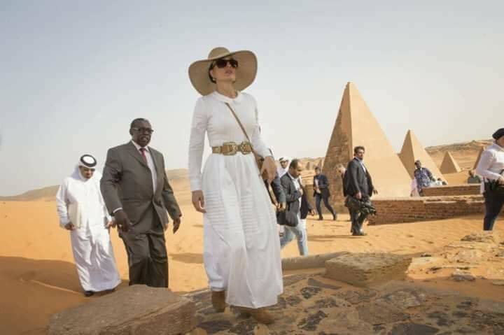 الشيخة موزا في حلايب: السودان أم الدنيا