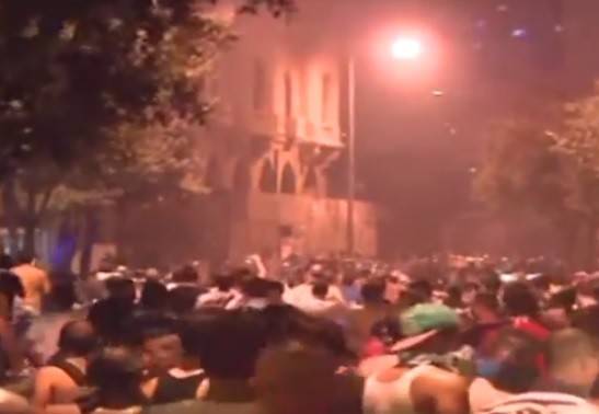 بالفيديو.. المندسون أمام القضاء من هم وما أهدافهم؟