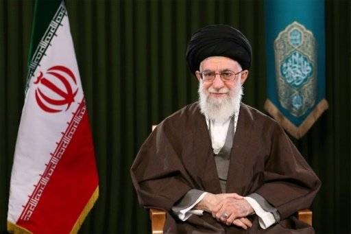 خامنئي يدعو إلى تبني "الاقتصاد المقاوم"