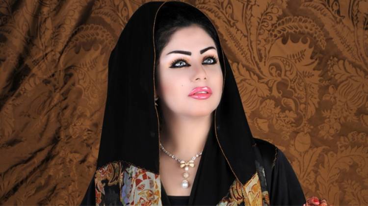 حليمة بولند ببث مباشر لجلسة حنة لجسمها !