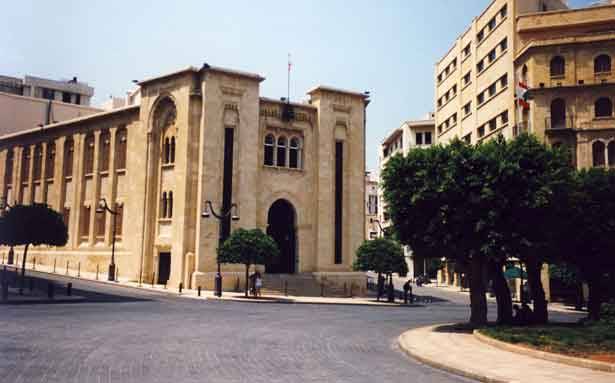 غرغرينا الأزمات...