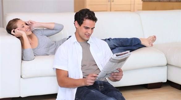 10 أسباب تدفعك للارتباط بالرجل الشغوف بالمطالعة